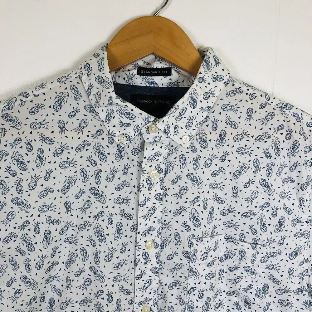 Banana Republic Standard Fit White Pineapple Short‎ Sleeve Shirt Large Cotton